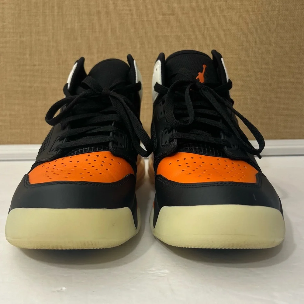 Jordan Mars 270 Black and Orange CD7070 008 Size 9.5